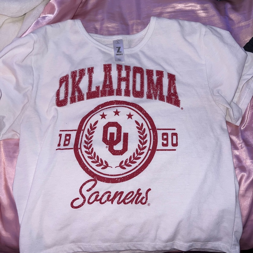 OU crop top